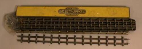 A quantity of Bassett-Lowke Ltd track