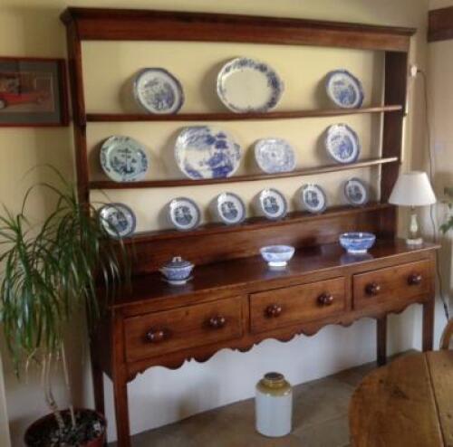 An early 19thC oak dresser