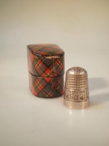 A Mauchline tartan ware thimble box