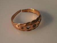 A 15ct gold dress ring