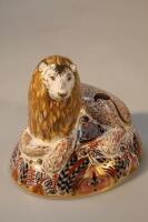 A Royal Crown Derby paperweight Lion