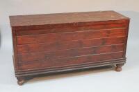 A late 19thC early 20thC pine dough bin