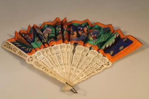 A Chinese early 20thC carved bone fan