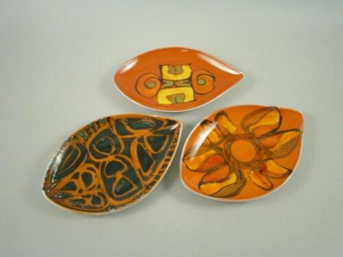 Three Poole pottery Delphis Ware leaf shaped dishes