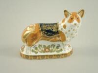 A Royal Crown Derby paperweight of a dog