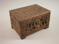 A 20thC small oriental camphor jewellery box