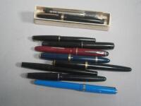 Conway Stewart and Parker Vintage fountain pens.