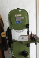 A SW-1402 356mm electric band saw