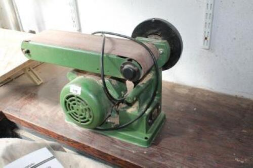 A 4 inch belt and 6 inch disc sander