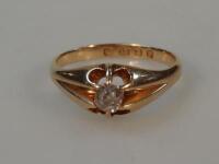 An 18ct gold gentleman's signet ring