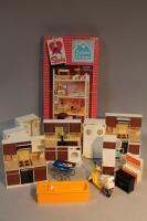 Various unboxed Sindy accessories