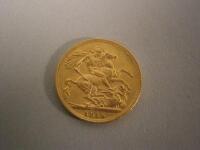 A George V 1914 gold sovereign