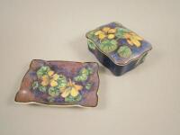 A Royal Doulton Nasturtium pattern dish and trinket box