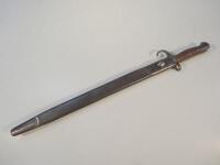 An early 20thC bayonet Hooked Quillion stamped 1907