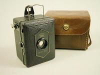 A Zeiss Ikon baby-box