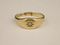 A 9ct gold signet ring