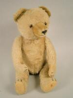 An early 20thC teddy bear