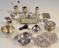 A collection of foreign silver and white metal bijouterie.