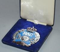 A QEII Queens Silver Jubilee commemorative RAC badge