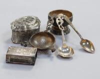 A selection of oriental and middle eastern white metal items