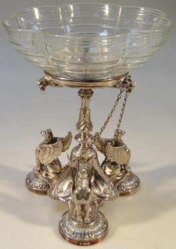 An Edwardian silver plated centre piece