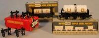 A boxed Wrenn 00 gauge milk wagon 4657