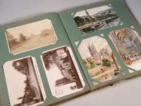 A quantity of early 20thC postcards