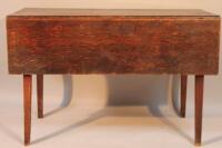 A late 18thC or early 19thC oak drop leaf table