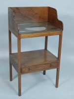 An early 19thC mahogany wash stand