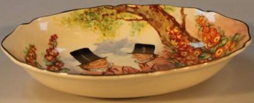 A Royal Doulton Seriesware dish