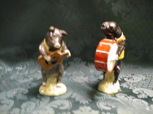 A Beswick 9-piece 'pig' orchestra