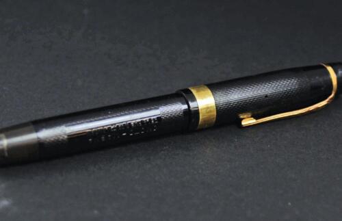 A De La Rue & Company Onoto - Magna fountain pen