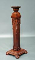 An early 20thC mahogany plant stand