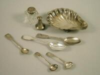 A collection of small silver items etc.