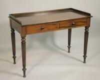 An early 19thC mahogany wash stand in the manner of Gillows