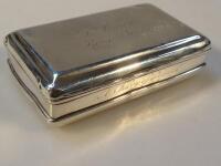 A George III silver gilt snuff box