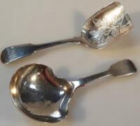 A Victorian silver caddy spoon