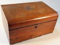 A 19thC walnut jewellery casket