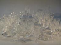 A quantity of various 20thC crystal and glassware