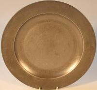 An 18thC pewter charger