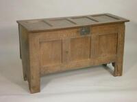 A late 17th/ early 18thC panelled oak coffer