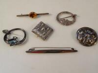 Assorted jewellery