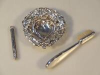 A quantity of Victorian and later silver