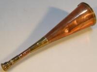 An early 20thC brass and copper hunting horn