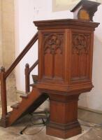 An early 20thC oak pulpit