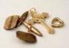 A selection of small 9ct gold items