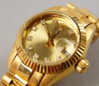 A ladies wristwatch