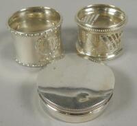 Three items of small silver