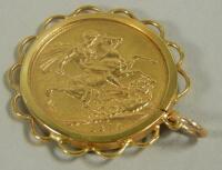 A Victorian gold sovereign pendant 1876