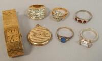 Assorted jewellery to include